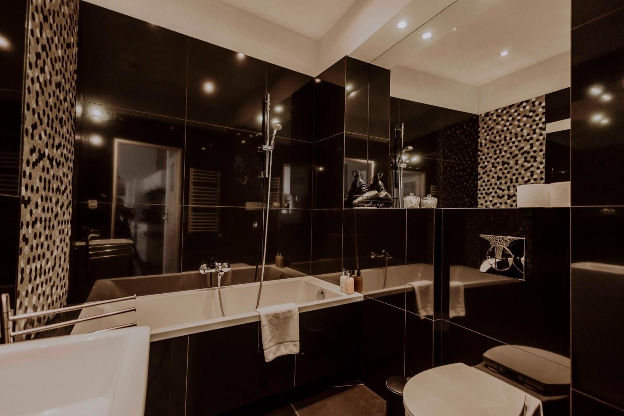 Golden Pearl - Main Square, 100 Sqm, 4 Rooms Krakow Exterior photo